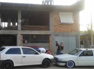 Casa · 200m² · 2 Quartos · 3 Vagas · Bairro São Pedro