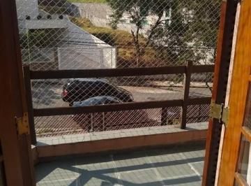 Casa · 422m² · 4 Quartos · 6 Vagas · Sobrado com 04 suítes, piscina e salão de festas