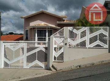 e109d5cae60e0703a7dfcdea1253b2468f3b3112 · Casa com 3 dormitórios à venda, 227 m² por R$ 990.000,00 - Jardim Europa - Bragança Paulista/SP