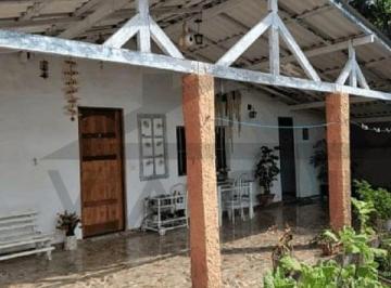 Foto 09 · Casas à venda em Juquitiba, apenas 800 metros da Rodovia Regis Bittencourt.