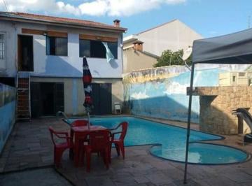 2019/06/96329141.jpg · Vende-se casa com piscina e área comercial no Jardim do Sol em Sorocaba. Casa com 1 dormitório, sala