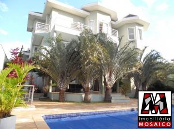 Foto 01 · Ampla residência, 04 suite, piscina