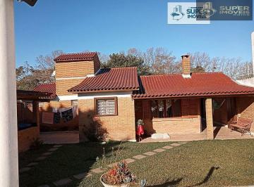 Casa · 825m² · 5 Quartos · 2 Vagas · Casa Padrão para Venda em Laranjal Pelotas-RS - 2215