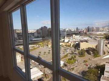Comercial · 244m² · Sala em São José