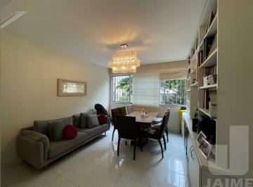 Apartamento · 100m² · 3 Quartos · 1 Vaga · Apartamento ensolarado, 100 m , 3 dormitórios, sendo 1 suíte, 1 vaga. Ótima localização.