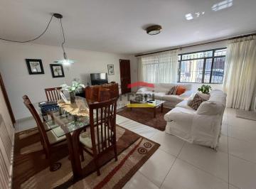 Casa · 230m² · 4 Quartos · 3 Vagas · Sobrado de 230 metros quadrados à venda no Tucuruvi próximo do metrô, uso reside