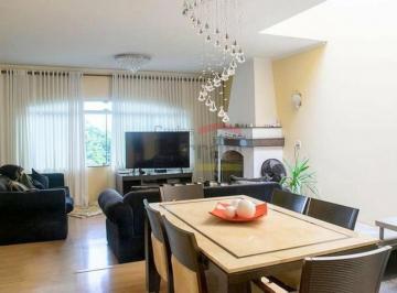 Casa · 250m² · 4 Quartos · 6 Vagas · Sobrado no Carandiru, 4 dormitórios, 2 suítes, 6 vagas