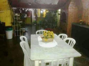 Casa · 300m² · 3 Quartos · 4 Vagas · SOBRADO COM 03 SUÍTES, 04 VAGAS, E EDÍCULA COM 02 SUÍTES.