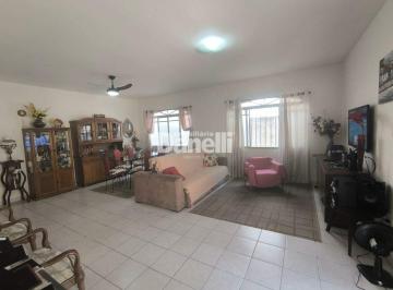 Casa · 182m² · 3 Quartos · 3 Vagas · Casa à venda, 3 quartos, 1 suíte, 3 vagas, Campos Elíseos - Taubaté/SP
