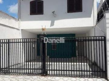 Casa · 252m² · 3 Quartos · 4 Vagas · Casa à venda, 3 quartos, 1 suíte, 4 vagas, Centro - Taubaté/SP