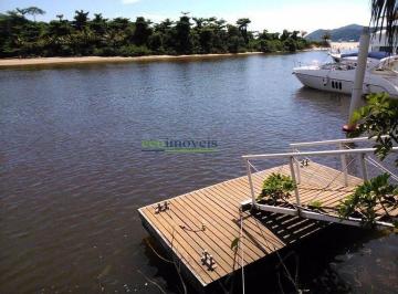 Casa · 153m² · 5 Quartos · 7 Vagas · Imperdível oportunidade de compra: Casa com fundo para o Rio Una - 5 quartos e 7 vagas de garagem em