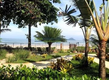 Casa · 235m² · 5 Quartos · 2 Vagas · Casa de luxo em Juquehy, São Sebastião-SP: 5 quartos, 5 suítes, 3 salas, 2 vagas de garagem, 235 m²
