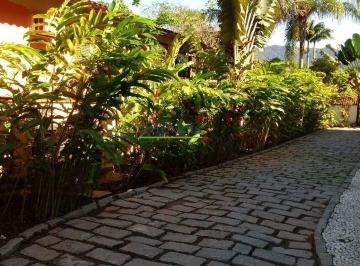 Casa · 170m² · 4 Quartos · 2 Vagas · Casa à venda em São Sebastião-SP: 4 quartos, 1 suíte, 2 salas, 3 banheiros, 2 vagas de garagem, 170m