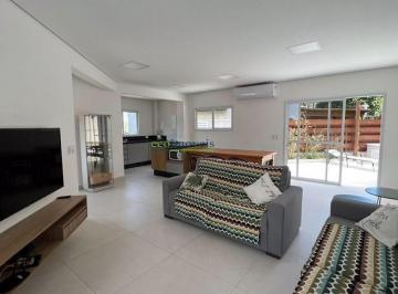 Casa · 132m² · 3 Quartos · 2 Vagas · Casa de Luxo em Camburi, São Sebastião-SP: 3 Quartos, 3 Suítes, Piscina Privativa - 132m² - Venda ou