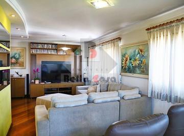 Apartamento · 175m² · 3 Quartos · 3 Vagas · Cobertura reformada com ofurô