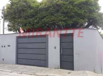 5fe18673c7f656652ee36819baf50652.jpg · Sobrado de 190m² com 3 quartos