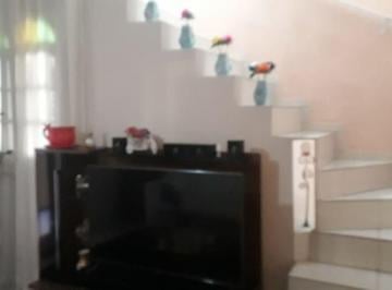 Casa · 150m² · 2 Quartos · 2 Vagas · Ótimo Sobrado nas Furnas