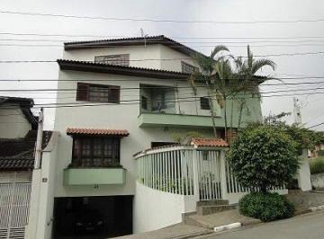 Casa · 630m² · 4 Quartos · 8 Vagas · Sobrado amplo com 630m² localizado no Parque dos Pássaros em São Bernardo do Campo- SP.