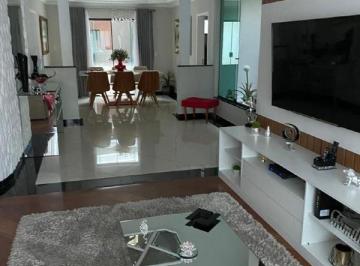 Casa · 500m² · 3 Quartos · 6 Vagas · Sobrado à venda com 500m² localizado no Parque Espacial em São Bernardo do Campo/SP.