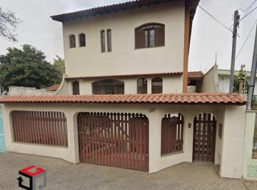 Casa · 354m² · 4 Quartos · 7 Vagas · Sobrado 354 m² Localizado no bairro Gilda Santo André - SP