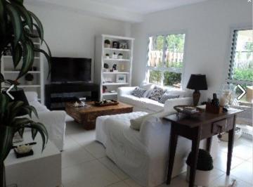 Casa · 176m² · 3 Quartos · 4 Vagas · Casa de Luxo no Jardim Flamboyant: 3 Quartos, 3 Suítes, 2 Salas, 3 Banheiros, 4 Vagas, 176m² - Venda