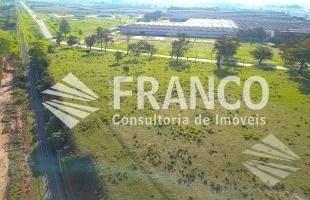 dc5ec80f31098998759168364679ab97346a1118 · Área à venda, 97344 m² - Piracangaguá - Taubaté/SP