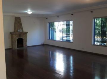 Comercial · 120m² · 5 salas conjugadas