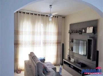 Casa · 292m² · 5 Quartos · 4 Vagas · Casa de 5 quartos para venda no Residencial São Paulo