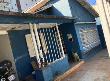 Casa · 216m² · 1 Quarto · 2 Vagas · Excelente Casa para Investidor na Parada Inglesa