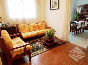 de1679401424a5062942a3231e7f12ead8eb0bec · Casa à venda, 220 m² - Vila Nossa Senhora das Graças - Taubaté/SP