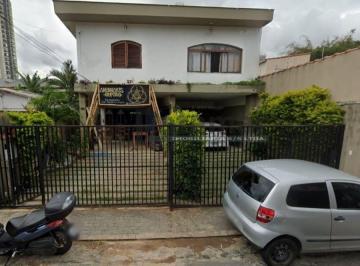 Casa · 220m² · 3 Quartos · 2 Vagas · Sobrado Ferreira à Venda - Próximo à Estação do Metrô Vila Sônia