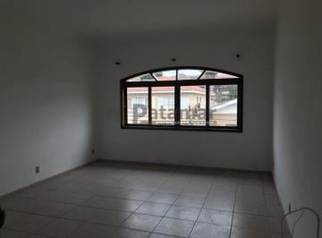 Casa · 220m² · 3 Quartos · 2 Vagas · Sobrado Ferreira à Venda - Próximo à Estação do Metrô Vila Sônia