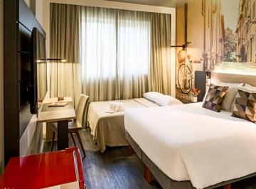 Apartamento · 27m² · 1 Quarto · 1 Vaga · Flat no pool hoteleiro no Centro de Curitiba mobiliado com gestão profissional e alta demanda
