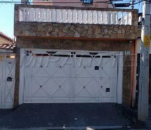 001_00000_00000_156907_2015090915465374.jpg · Sobrado de 380m² com 5 quartos