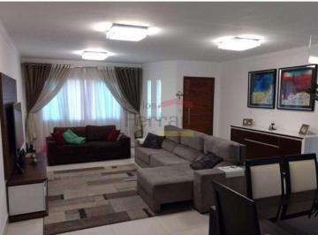 Casa · 242m² · 3 Quartos · 5 Vagas · Sobrado 3 dormitórios, 3 suítes, 5 vagas na Parada Inglesa