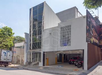 Comercial · 845m² · 8 Vagas · Excelente imóvel comercial em Moema com 845m² a e poucos metros do Metrô!