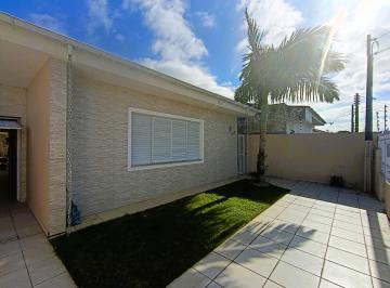 44a28122ee52070e9601d26cb948909ab6fdd259 · Casa com 4 quartos e varanda com Churrasqueira à venda no Jardim Atlântico em Florianópolis.