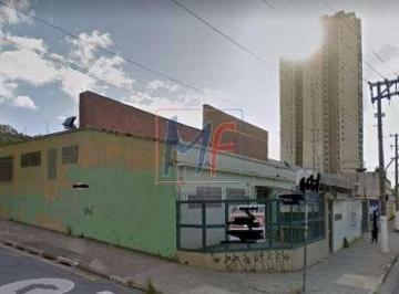 Terreno · 1872m² · Terreno com 1.872 m² para Venda de esquina 2.749 m² A.C. , não aceita permuta. Zoneamento Comercial