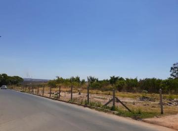 2019/09/103211956.jpg · RURAL - BR 070 PASSARELA