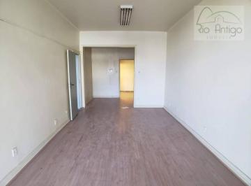 68724aebfd18fe81af0306aade7710bb72eea24a · Sala Comercial - Avenida Treze de Maio - Venda - Centro