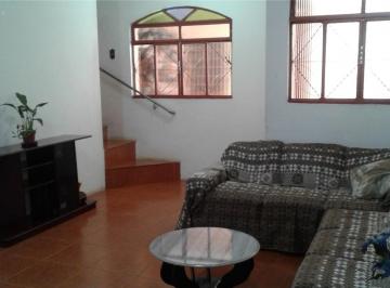 Casa · 372m² · 3 Quartos · 3 Vagas · Casa a venda bairro Camargos, próximo Estação do metrô Cidade Industrial