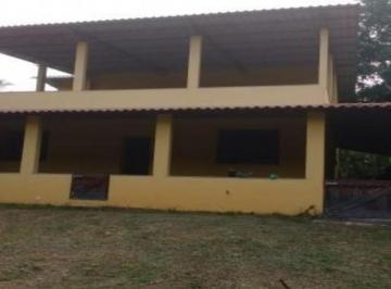 Casa · 65000m² · 3 Quartos · Rurais à venda - no Centro