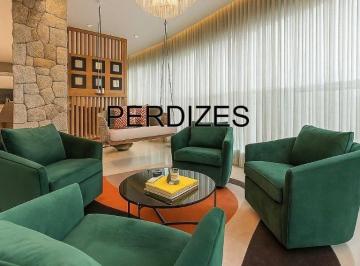 cffd71458dad4aaff71e1465370794af8c1c60a9 · Rua Iperoig, 333 - Perdizes, 171m², 3 vagas, belíssimo!