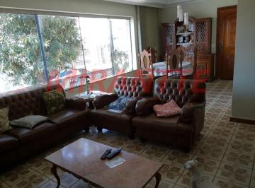 500af8b169f02eb94975714bf264bf8c.jpg · Casa terrea de 250m² com 3 quartos