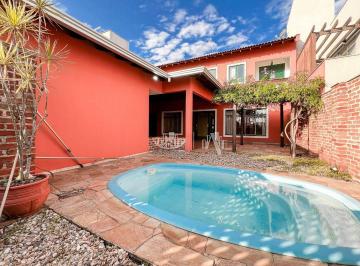 Casa para locação no Condomínio Vale do Arvoredo · Casa com 3 suites para alugar, 235 m² por R$ 6.450/mês - Condomínio Vale do Arvoredo - Londrina/PR