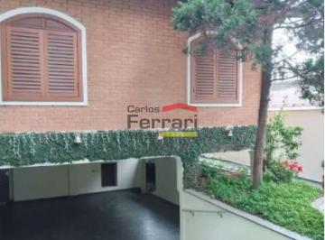 Casa · 215m² · 6 Quartos · 3 Vagas · Sobrado em Santana, com 6 quartos, 3 vagas, próximo à Braz Leme