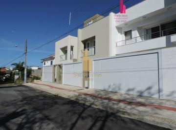 Casa · 175m² · Sobrado à venda em Balneário Camboriú/SC