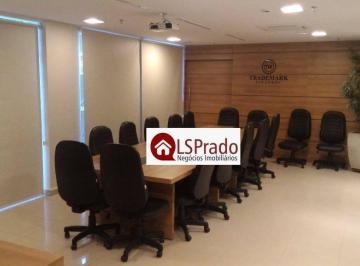 5b758ae56631f2c17ee04e4a1d226e4f458b6e6a · Ao lado do Metro Barra Funda, conjunto com 2 banheiros e 2 vagas!