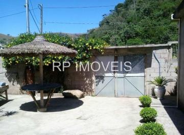 Foto 01 · Bairro Terras Altas / Casa com 2 quartos Área externa ampla e garagem