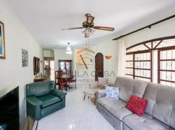 Casa · 210m² · 3 Quartos · 4 Vagas · Excelente Sobrado à venda na Vila Prudente, São Paulo